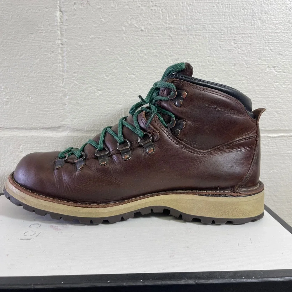 Danner mountain light